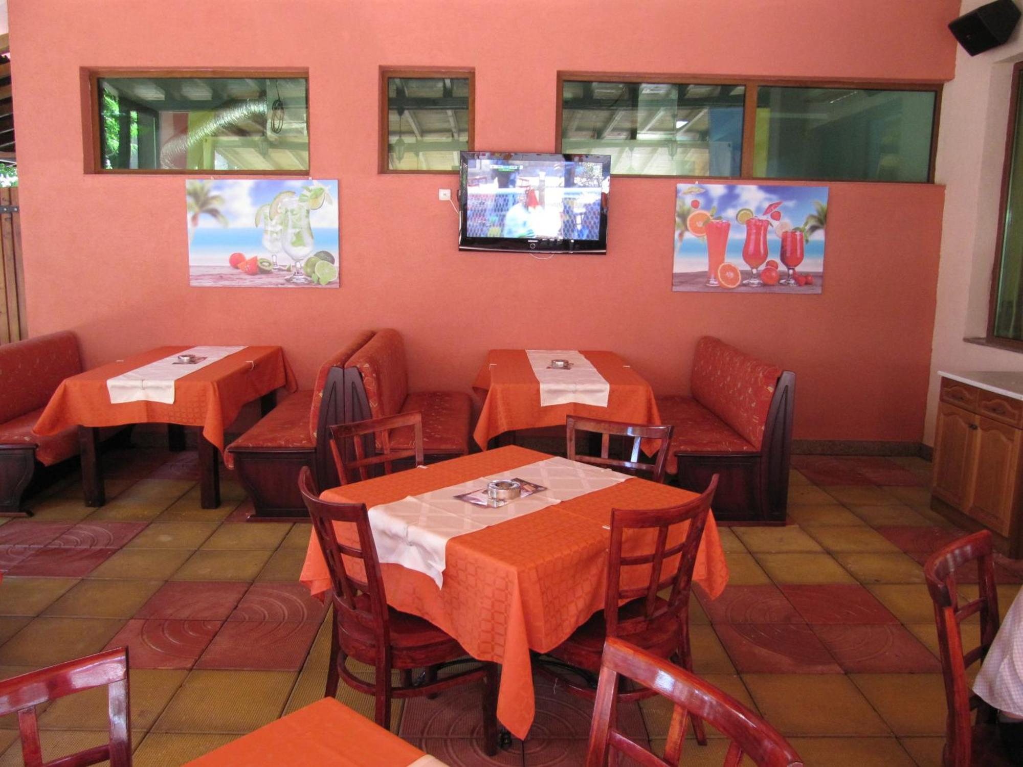 Maverick Hotel Sunny Beach Esterno foto