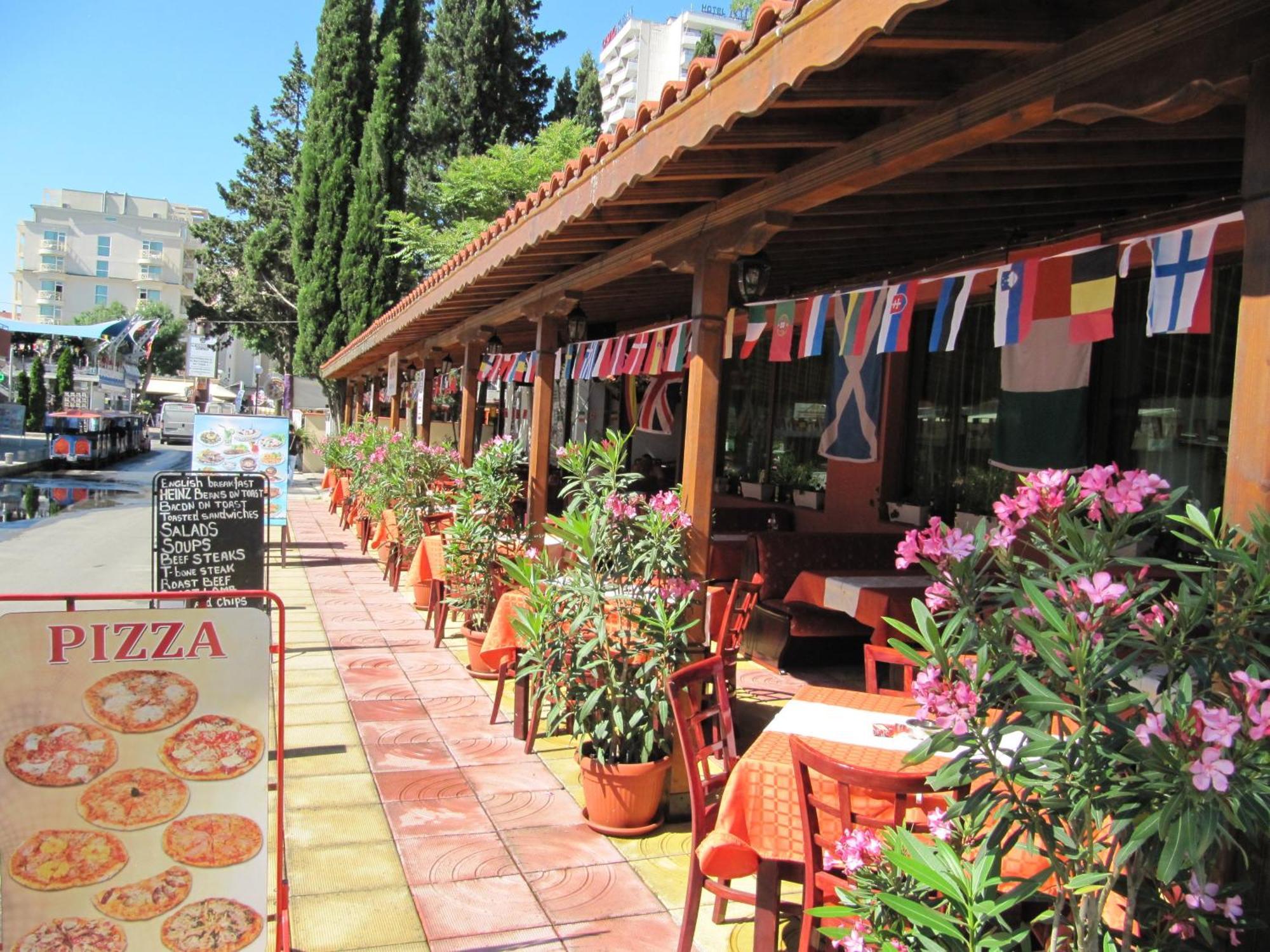 Maverick Hotel Sunny Beach Esterno foto