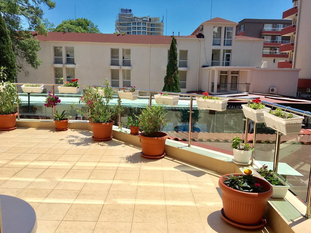 Maverick Hotel Sunny Beach Esterno foto